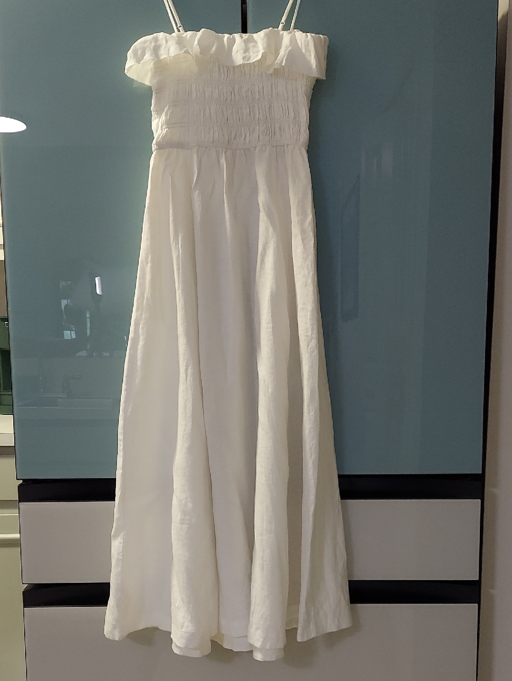 Aritzia Wilfred Midi Dress, NEW! Size M, White Linen, Smocking, Full Skirt - Picture 6 of 17